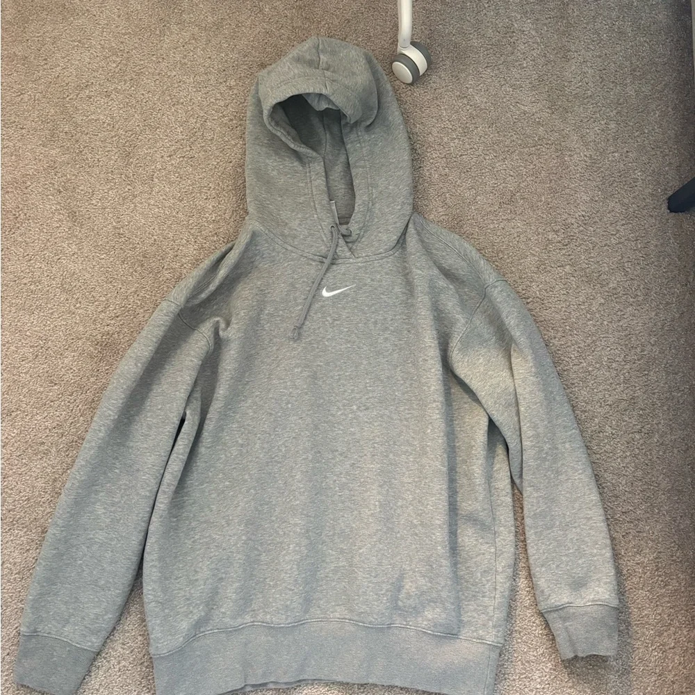 Nike women’s Light Gray Hoodie - Picture 2 of 2